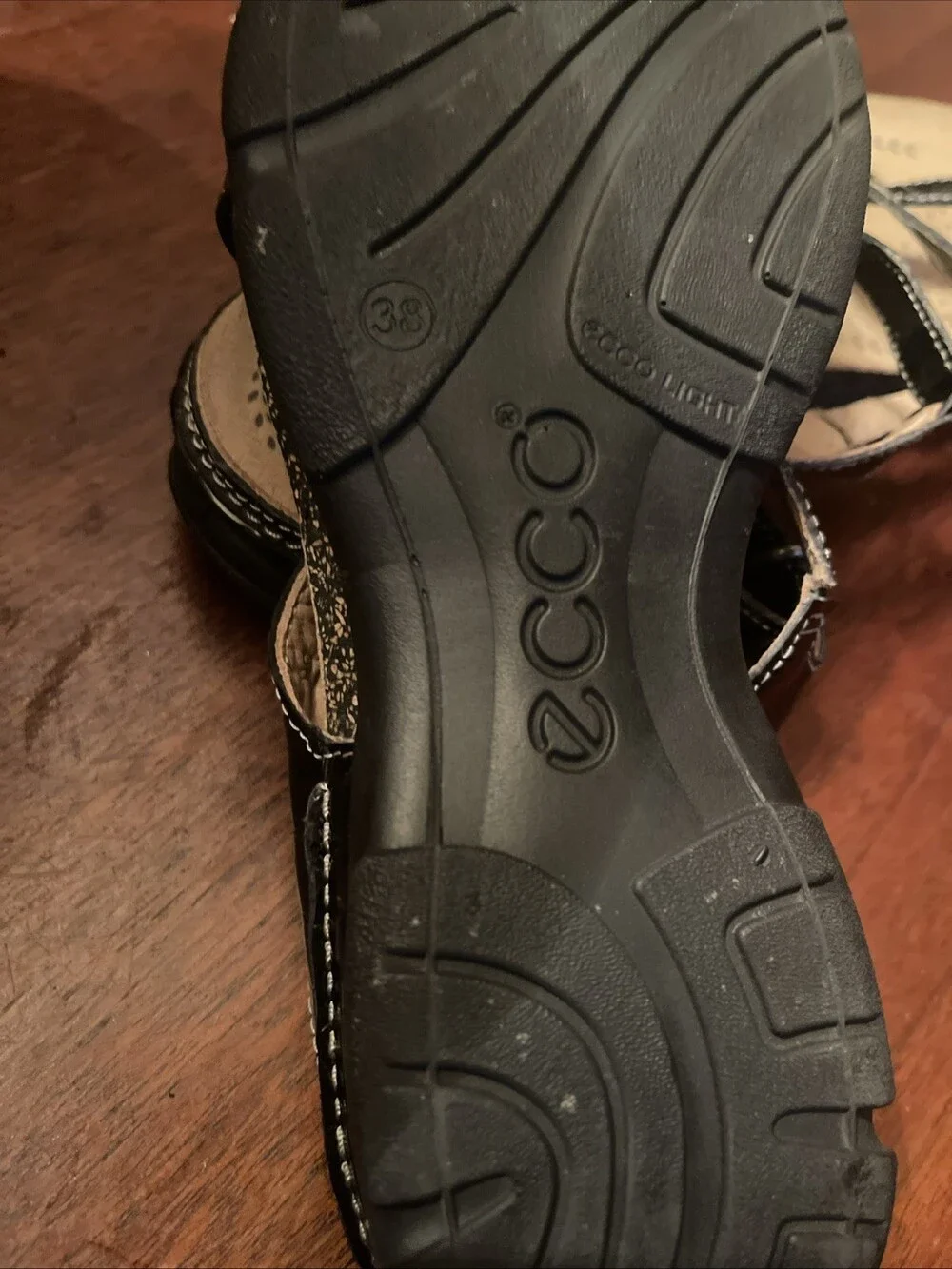 Ecco Black Croc Print Strappy Sandals Women's Size 8M Adjustable (S1983)